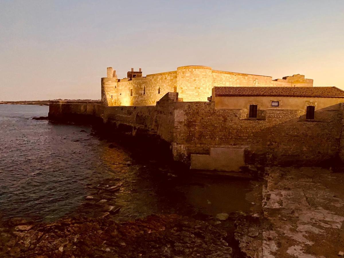 Elegante Appartamento In Palazzo Storico Ortigia Сиракузы Экстерьер фото
